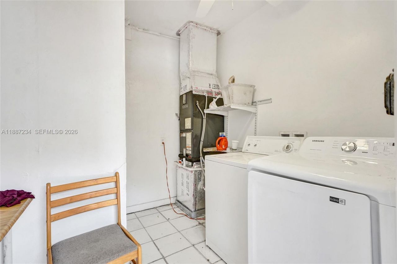 2024 Alton Rd, Miami Beach, FL 33140 Photo