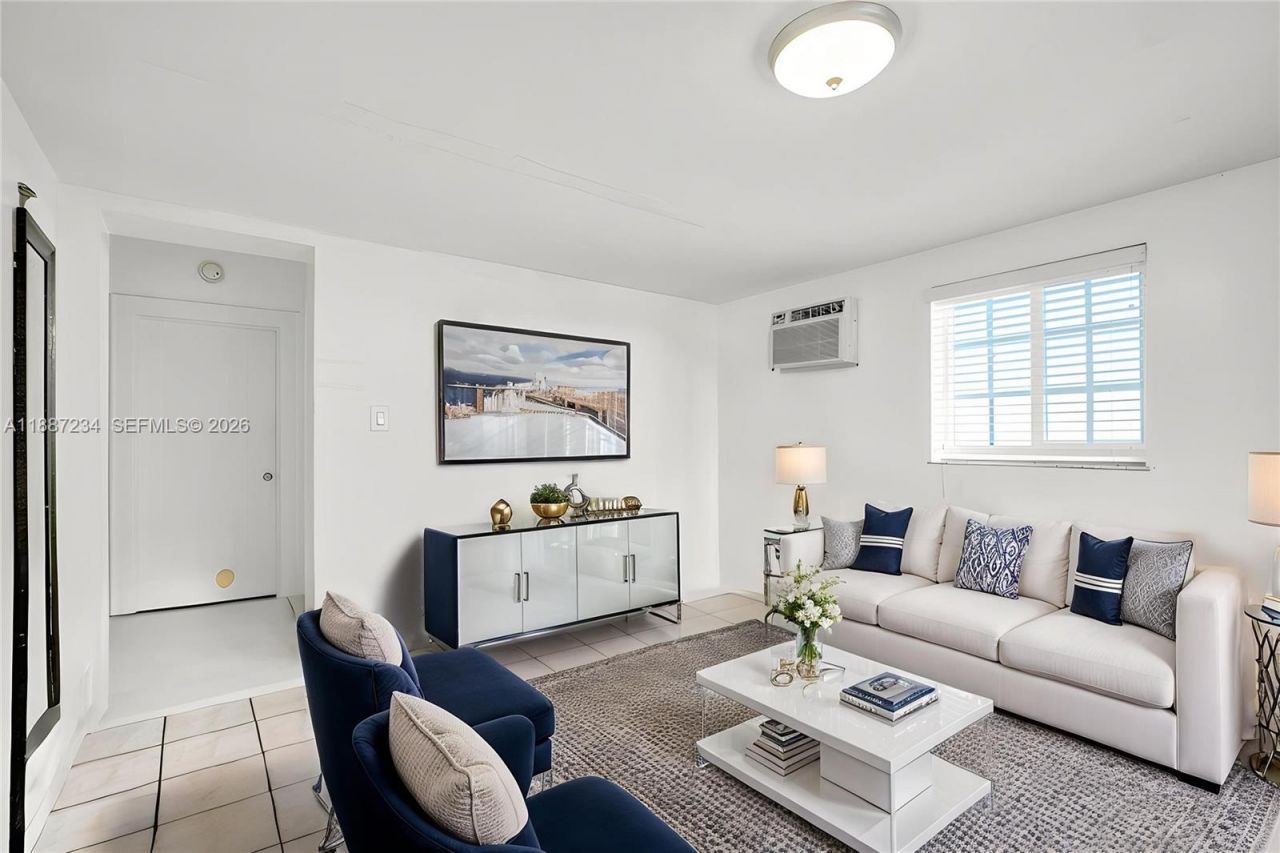 2024 Alton Rd, Miami Beach, FL 33140 Photo