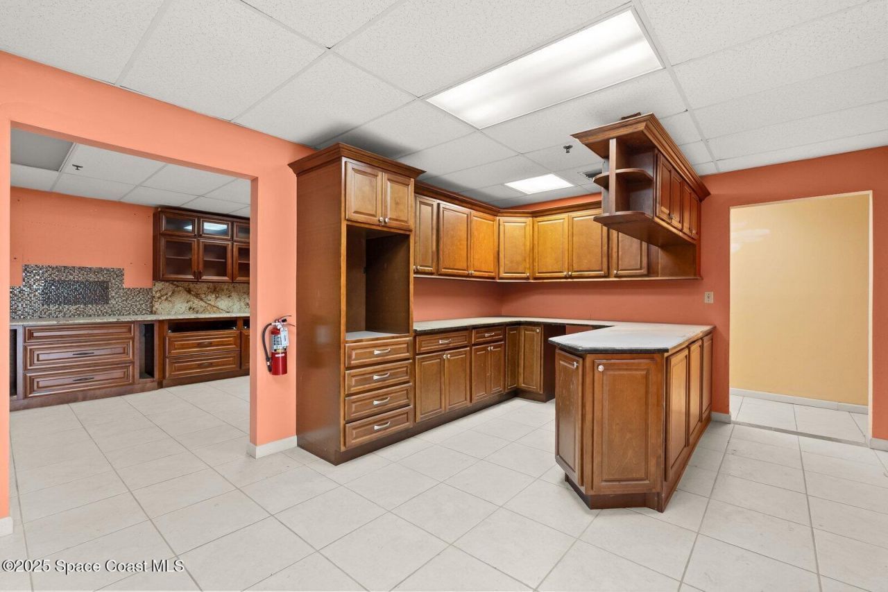 1050 W King Street , Cocoa, FL 32922 Photo