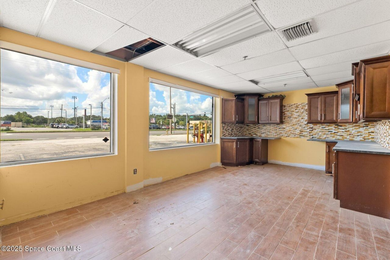 1050 W King Street , Cocoa, FL 32922 Photo