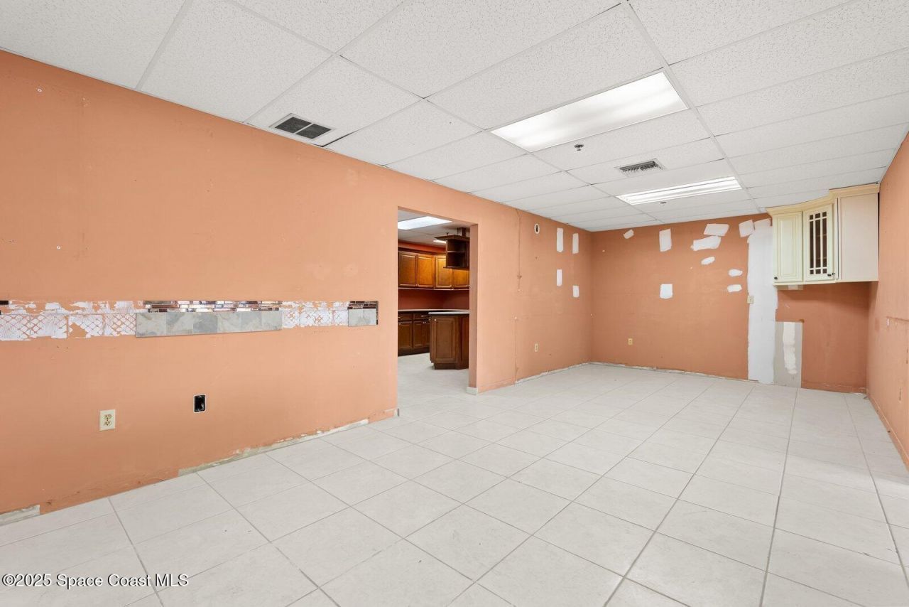 1050 W King Street , Cocoa, FL 32922 Photo