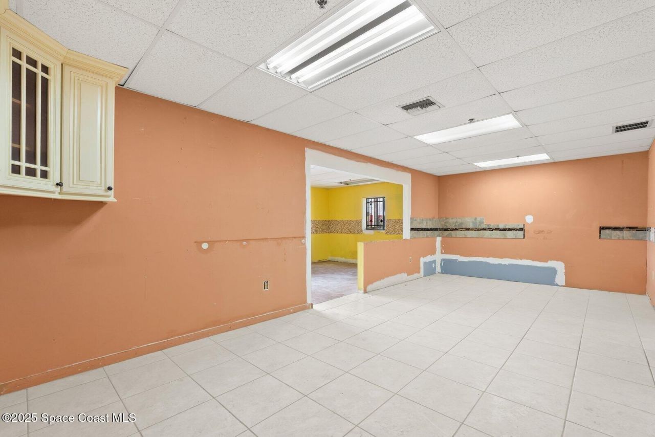 1050 W King Street , Cocoa, FL 32922 Photo