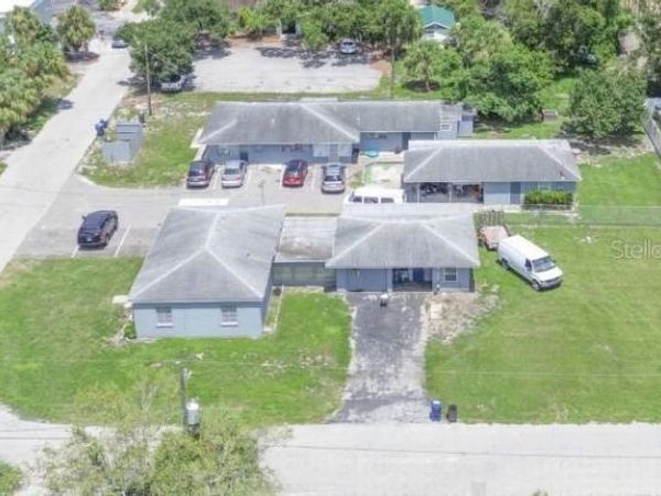 2619 45TH AVENUE W, BRADENTON, FL 34207