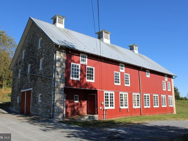 1451 W LEESPORT ROAD, LEESPORT, PA 19533