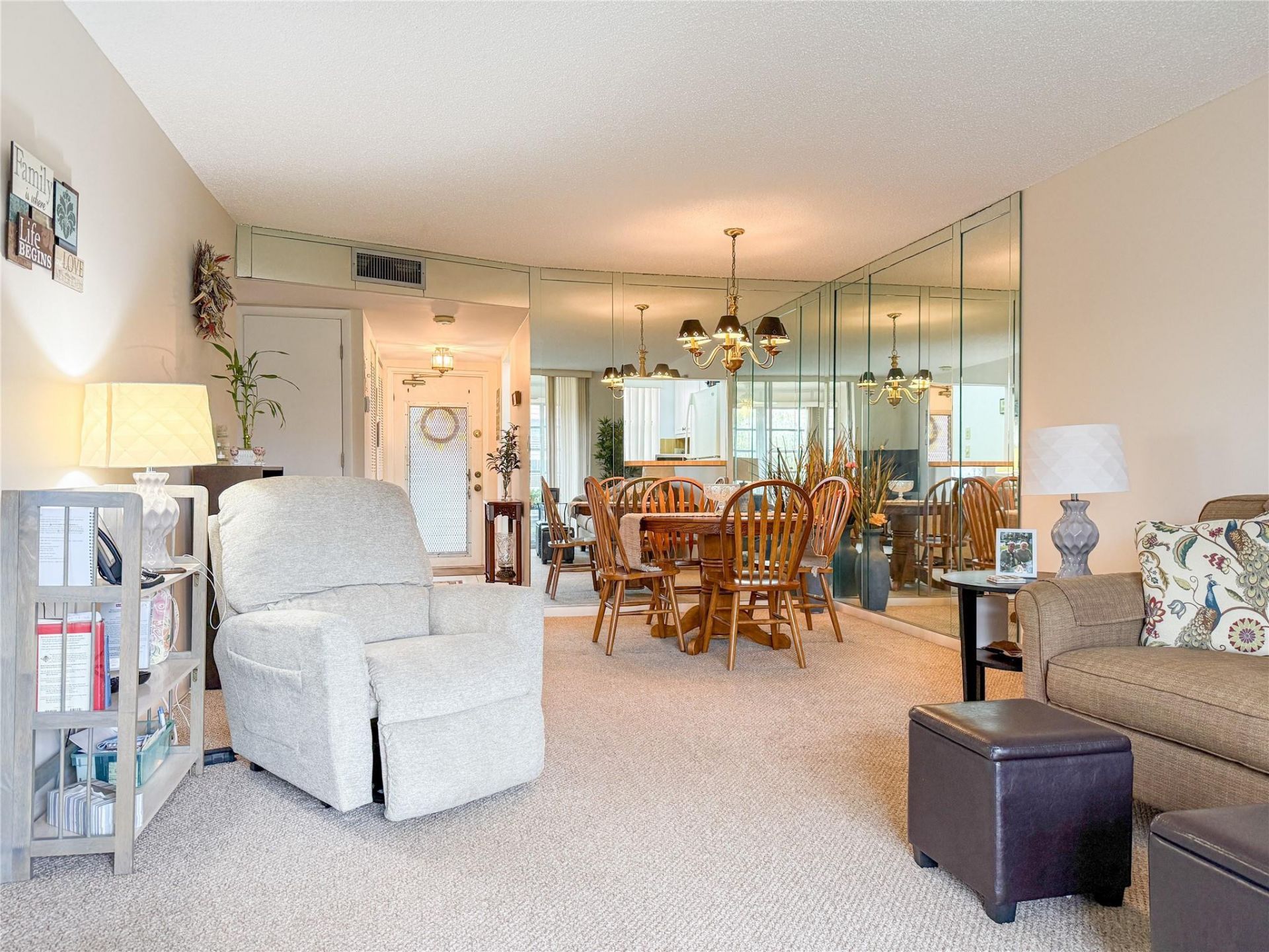 9460 Sunrise Lake Boulevard, Unit 212, Sunrise, FL 33322 Photo