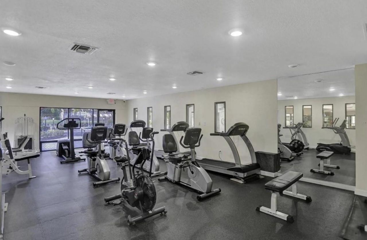 9460 Sunrise Lake Boulevard, Unit 212, Sunrise, FL 33322 Photo