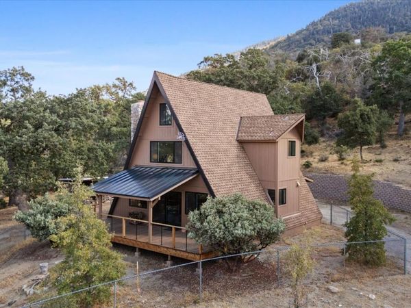 28207 Oaks Rancho Road, Keene, CA 93531