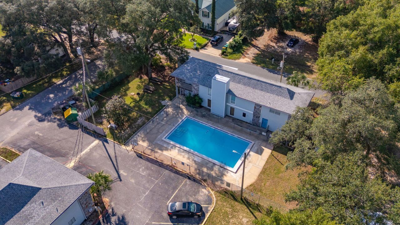 201 E College Boulevard, Unit 13, Niceville, FL 32578 Main Photo