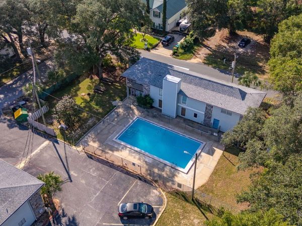 201 E College Boulevard, Unit 13, Niceville, FL 32578