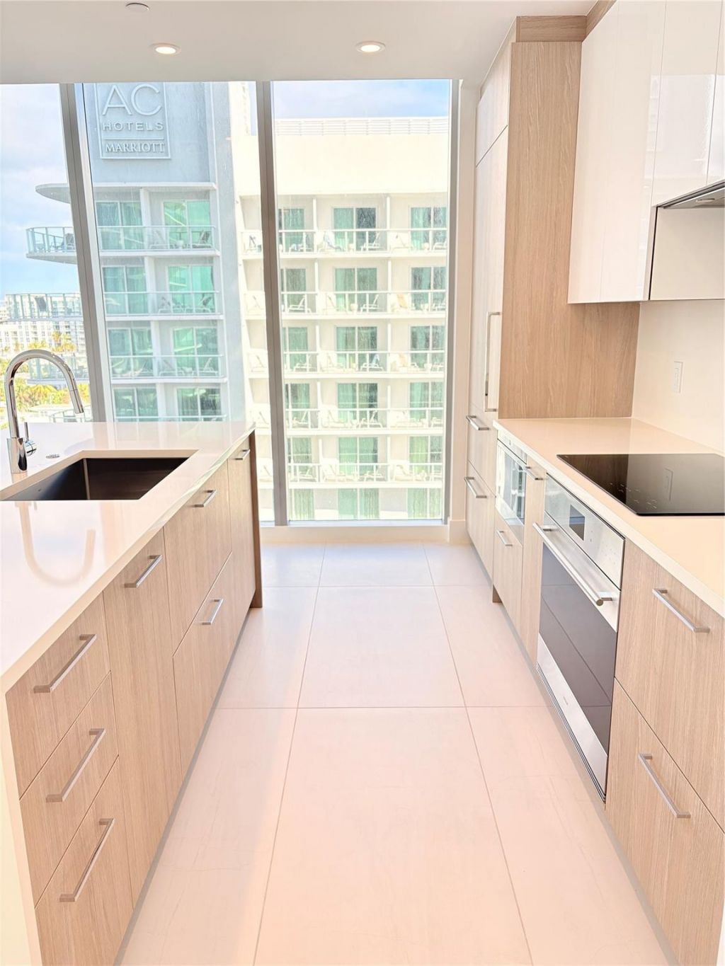 151 N Seabreeze Boulevard, Unit 0703-E, Fort Lauderdale, FL 33304 Photo