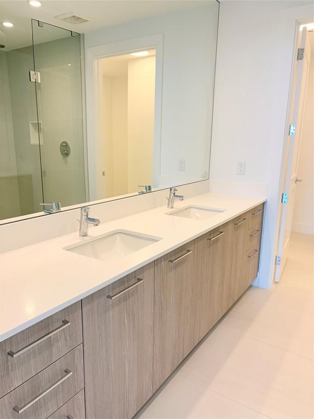 151 N Seabreeze Boulevard, Unit 0703-E, Fort Lauderdale, FL 33304 Photo