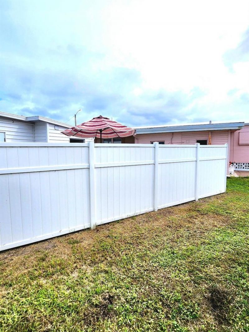 2304 New York Avenue, Bradenton, FL 34207 Photo