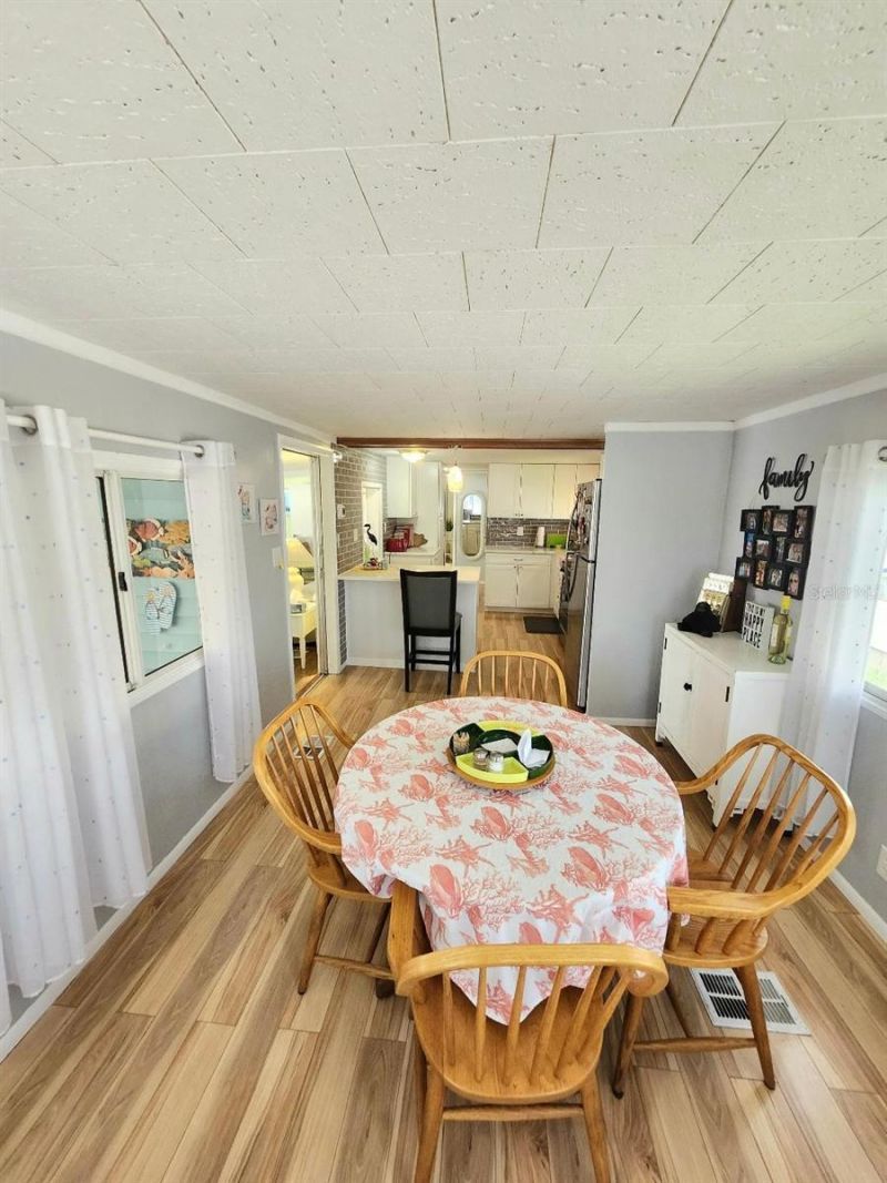 2304 New York Avenue, Bradenton, FL 34207 Photo