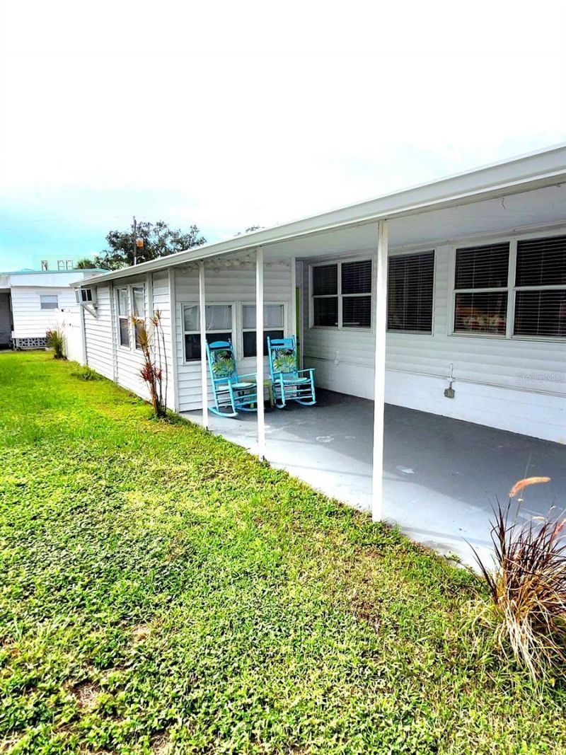 2304 New York Avenue, Bradenton, FL 34207 Photo