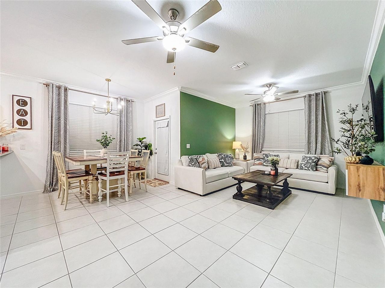 7082 Ripple Pond Loop, Zephyrhills, FL 33541 Photo