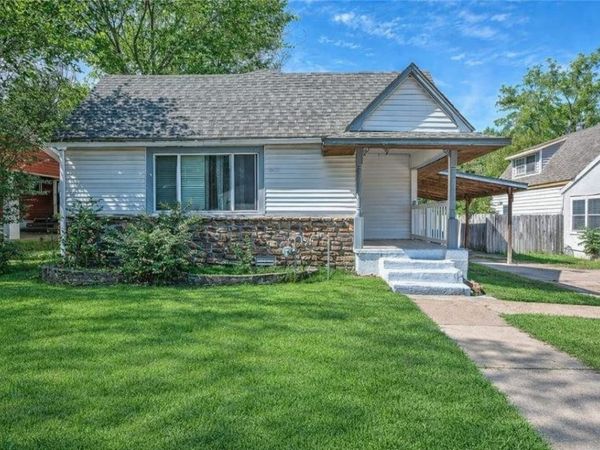 716 N Mt Olive Street, Siloam Springs, AR 72761