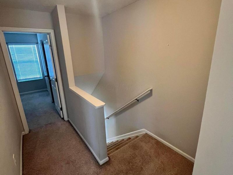 952 Hartford Village Boulevard, Columbus, OH 43228 Photo 25