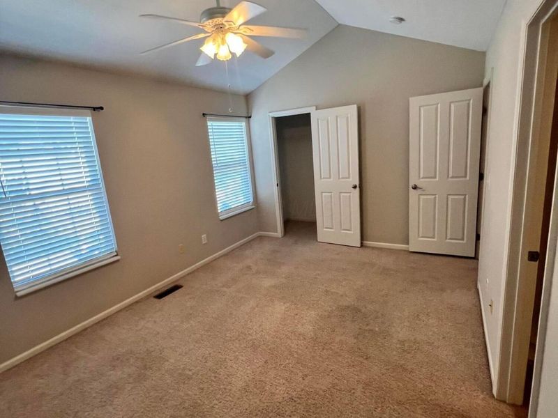 952 Hartford Village Boulevard, Columbus, OH 43228 Photo 33