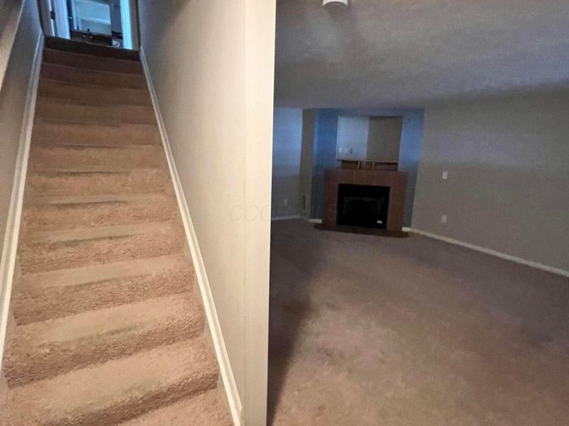 952 Hartford Village Boulevard, Columbus, OH 43228 Photo 45