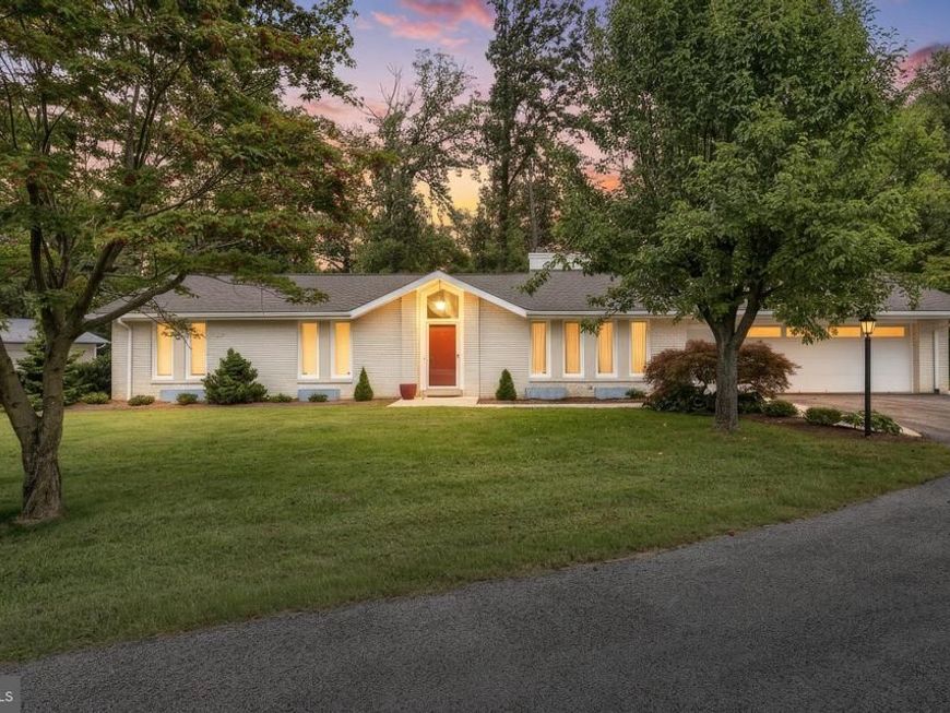 1063 Porters Road, Spring Grove, PA 17362 Main Photo