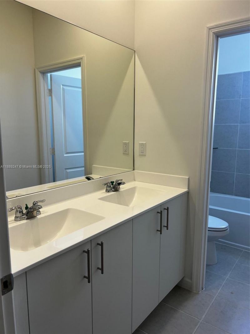 2651 SE 24th Dr, Homestead, FL 33035 Photo