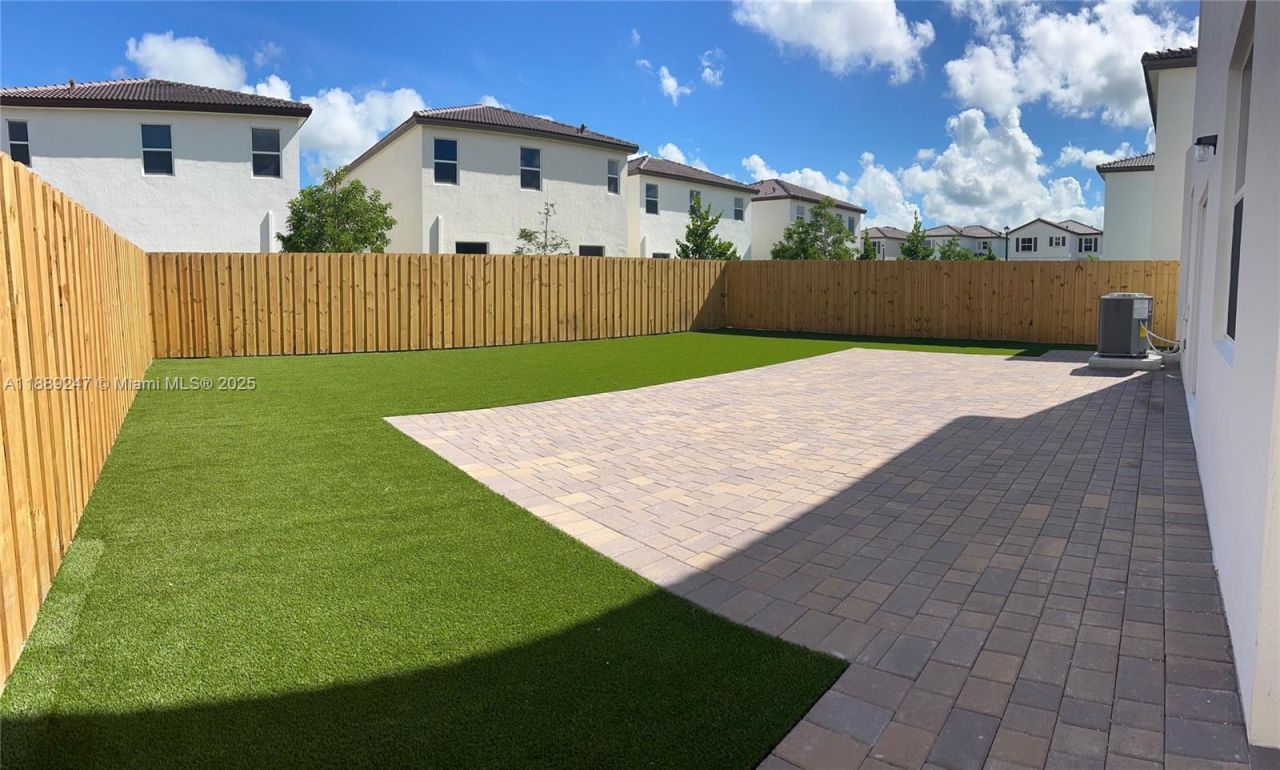 2651 SE 24th Dr, Homestead, FL 33035 Photo