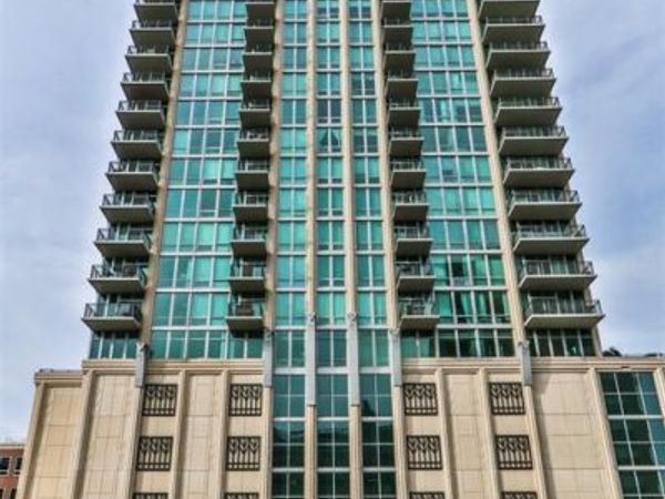 4909 Laclede Avenue, Unit 1401, St Louis, MO 63108