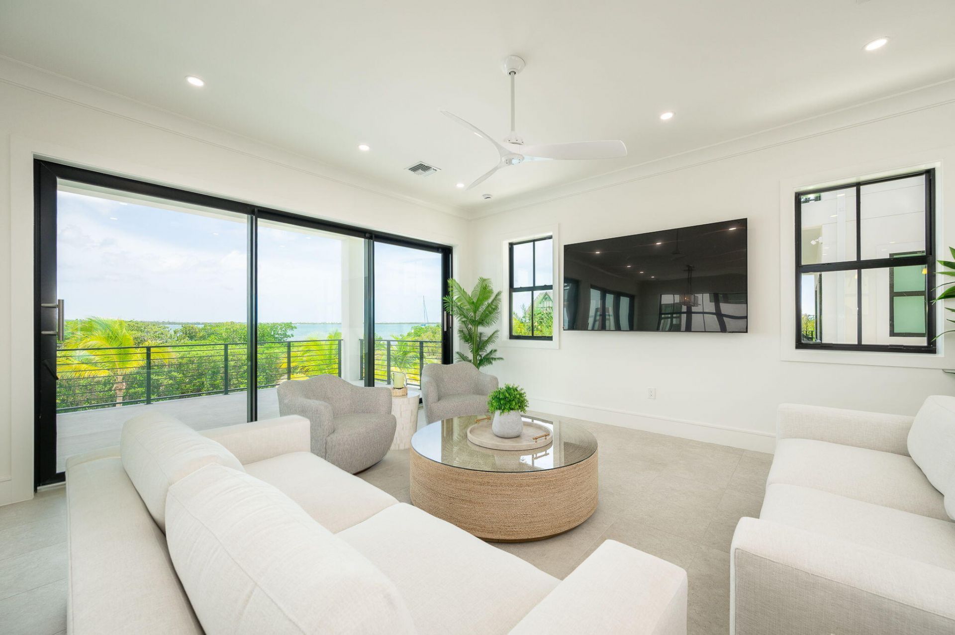 231 E Shore Drive, Unit 6, Summerland Key, FL 33042 Photo
