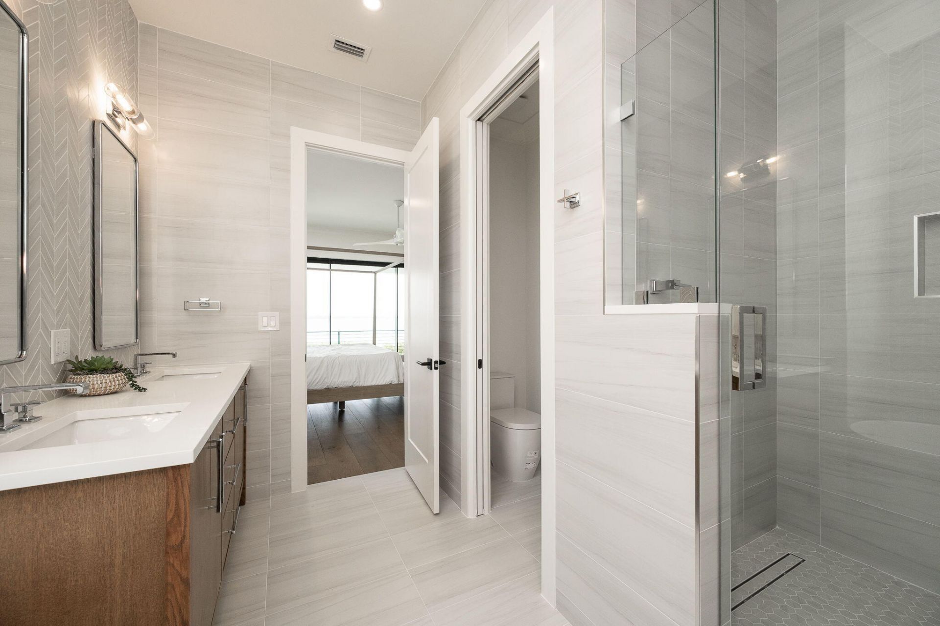 231 E Shore Drive, Unit 6, Summerland Key, FL 33042 Photo