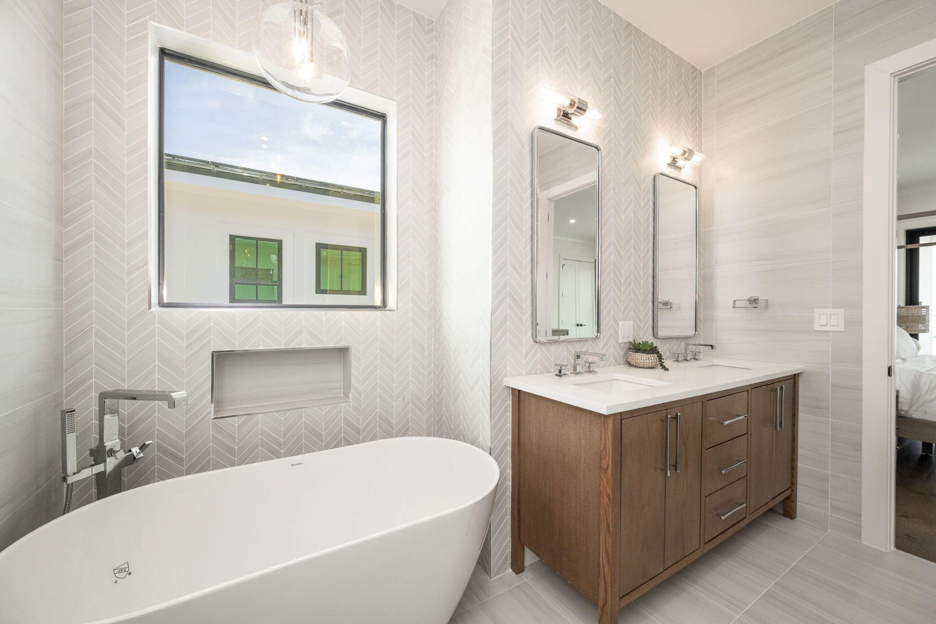 231 E Shore Drive, Unit 6, Summerland Key, FL 33042 Photo