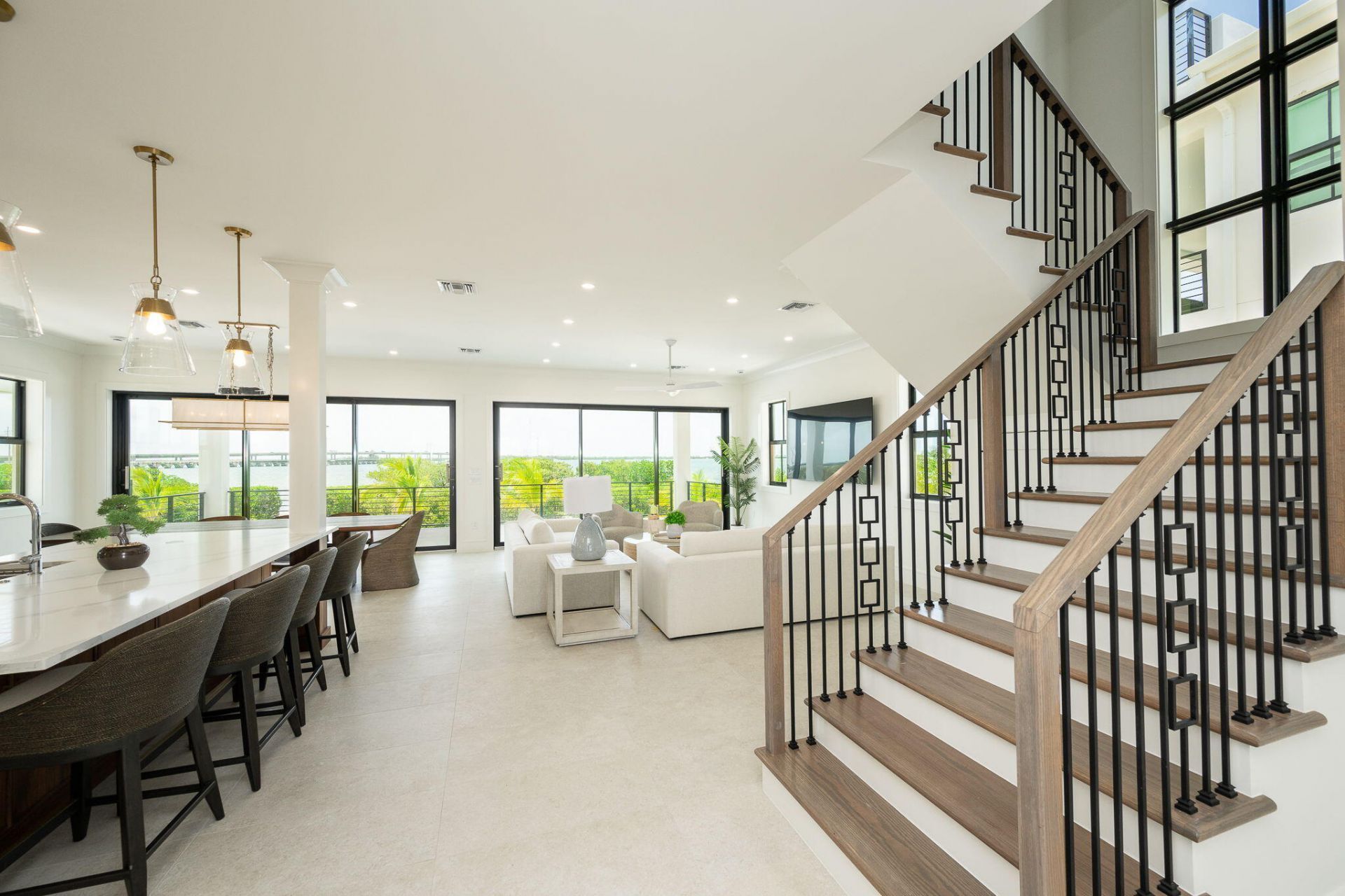 231 E Shore Drive, Unit 6, Summerland Key, FL 33042 Photo