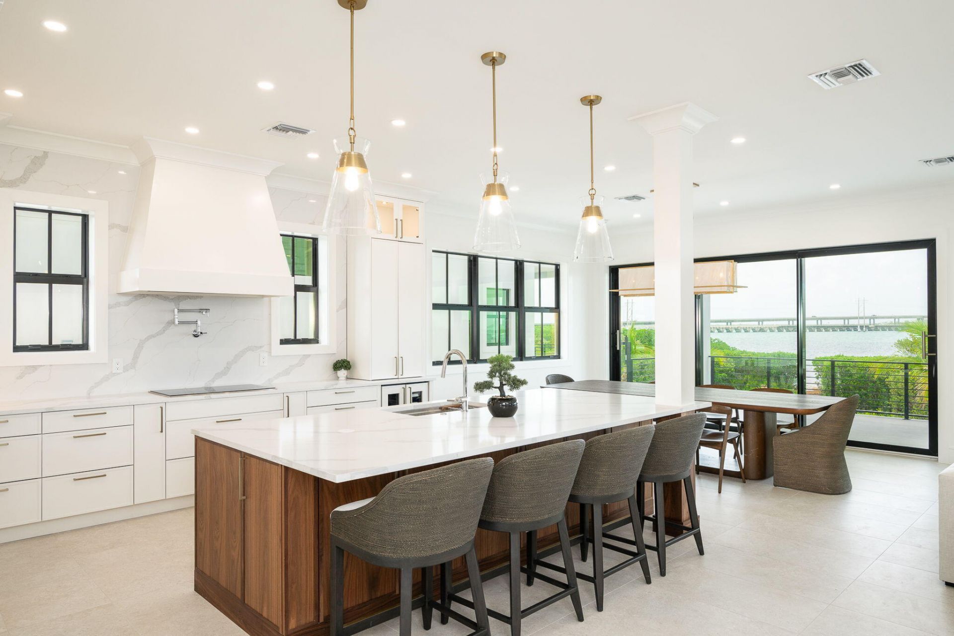 231 E Shore Drive, Unit 6, Summerland Key, FL 33042 Photo