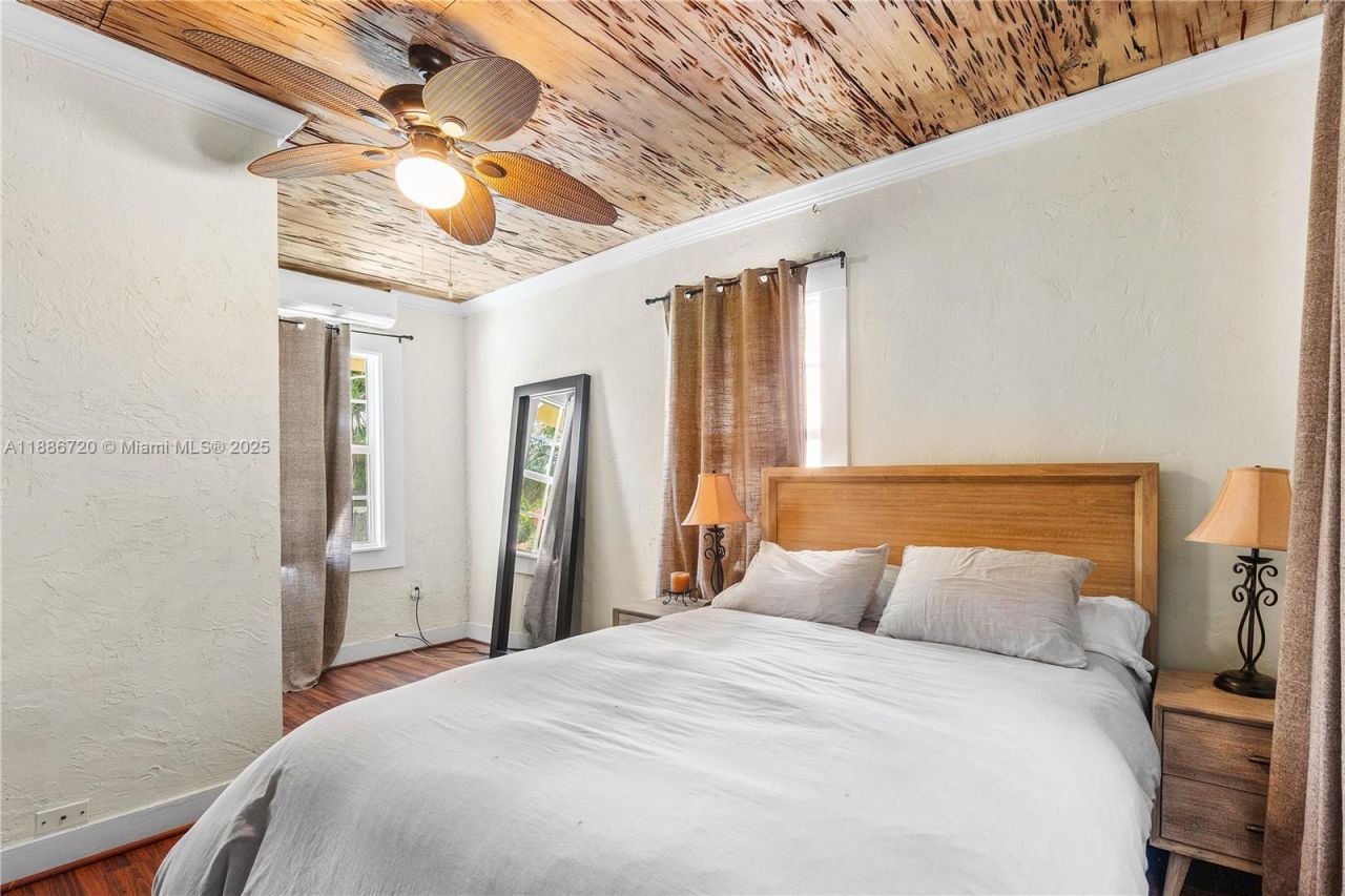 728 Newark St, West Palm Beach, FL 33401 Photo