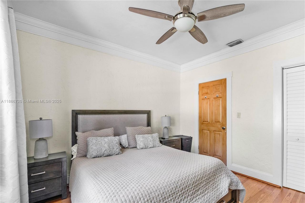 728 Newark St, West Palm Beach, FL 33401 Photo