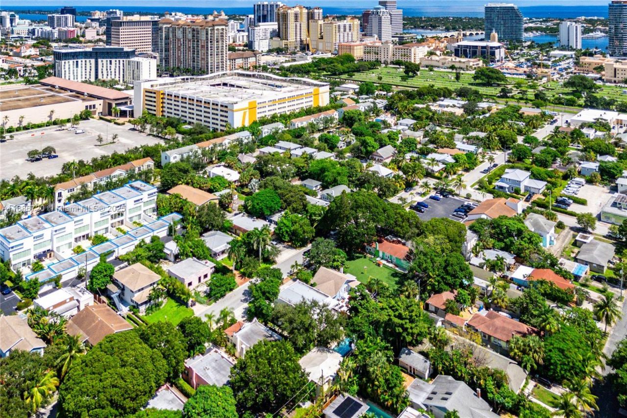 728 Newark St, West Palm Beach, FL 33401 Photo