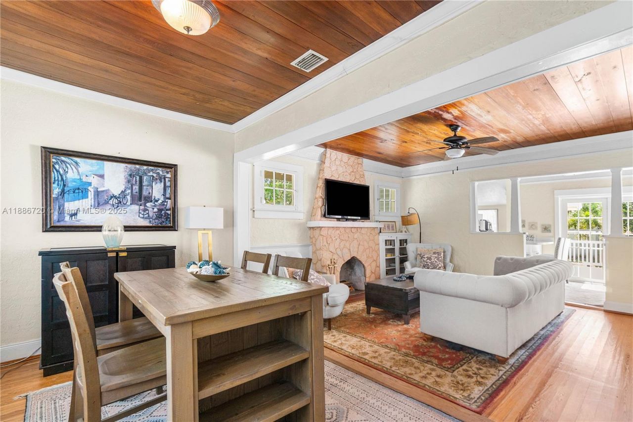 728 Newark St, West Palm Beach, FL 33401 Photo