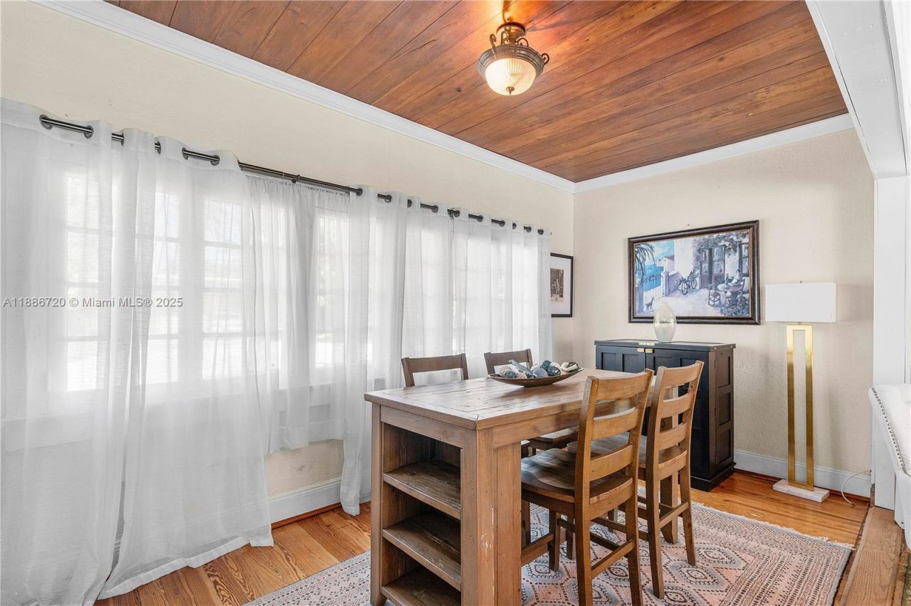 728 Newark St, West Palm Beach, FL 33401 Photo