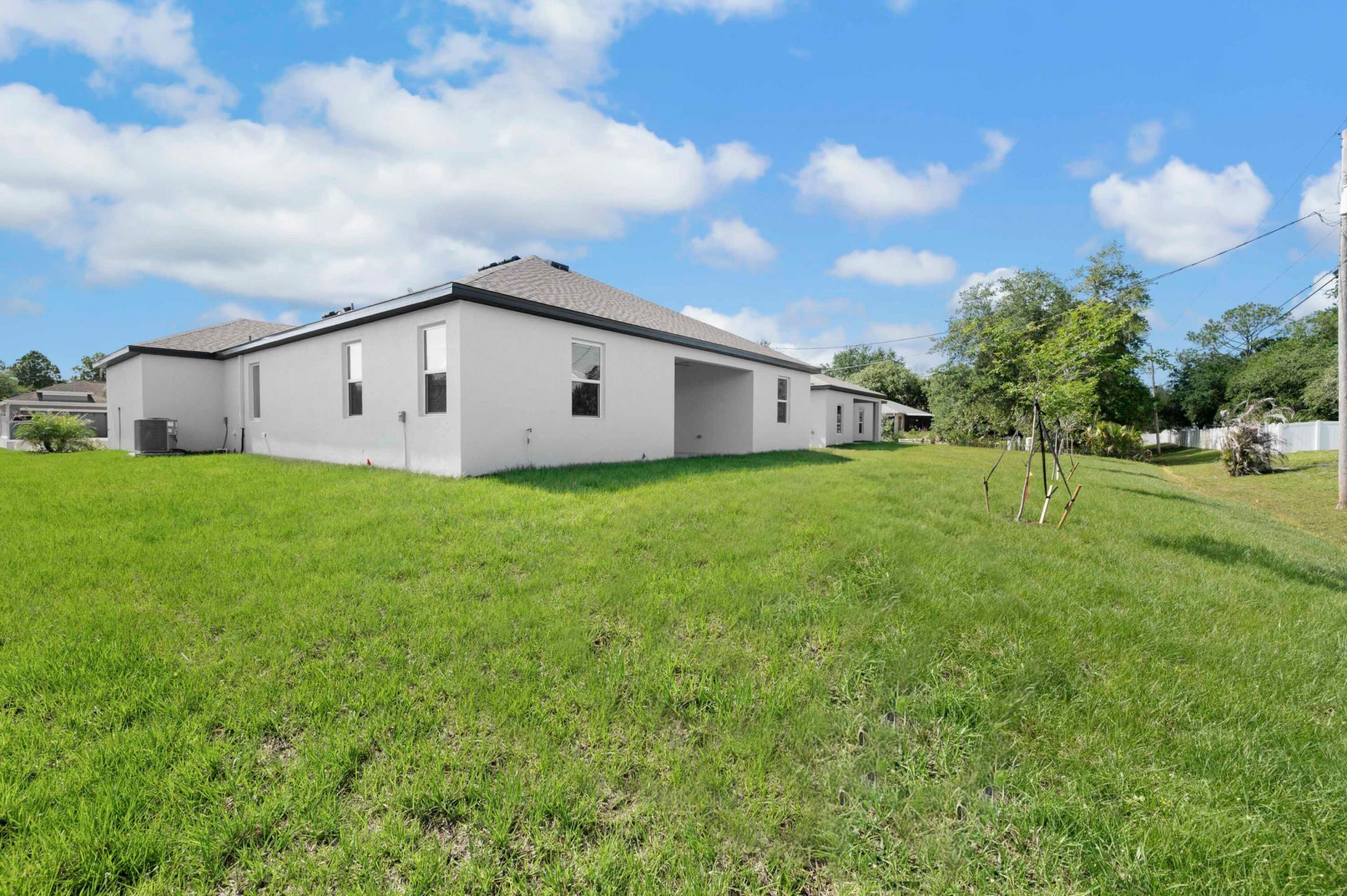 392 SW Paw Court, Port Saint Lucie, FL 34953 Photo