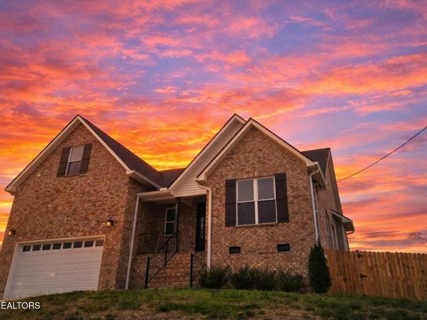 8017 Little Joe Rd, Powell, TN 37849