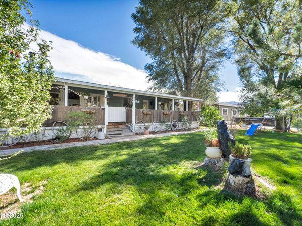 4000 Bobolink Circle, Reno, NV 89508