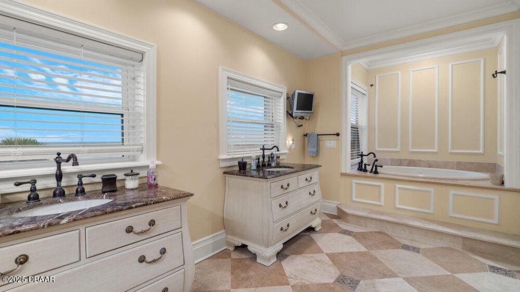 285 Ocean Shore Boulevard, Ormond Beach, FL 32176 Photo