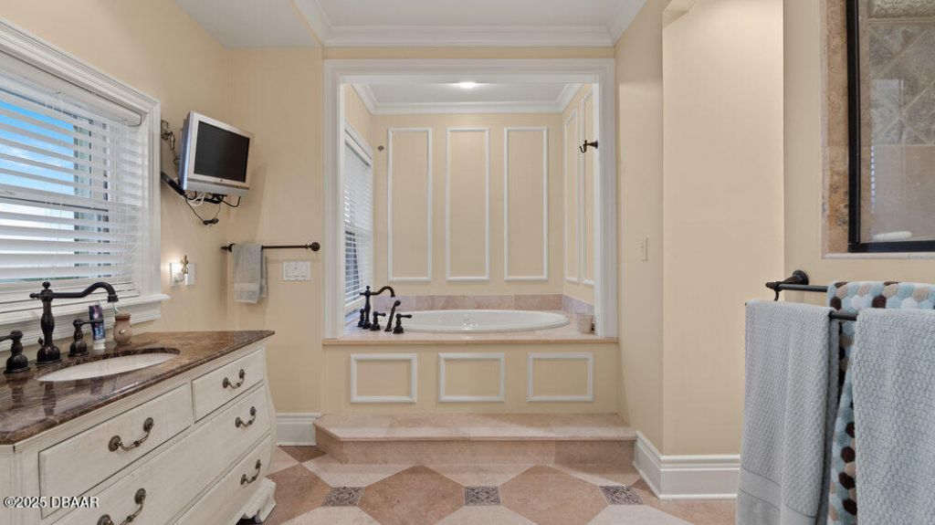 285 Ocean Shore Boulevard, Ormond Beach, FL 32176 Photo