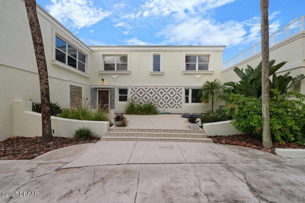 285 Ocean Shore Boulevard, Ormond Beach, FL 32176 Photo