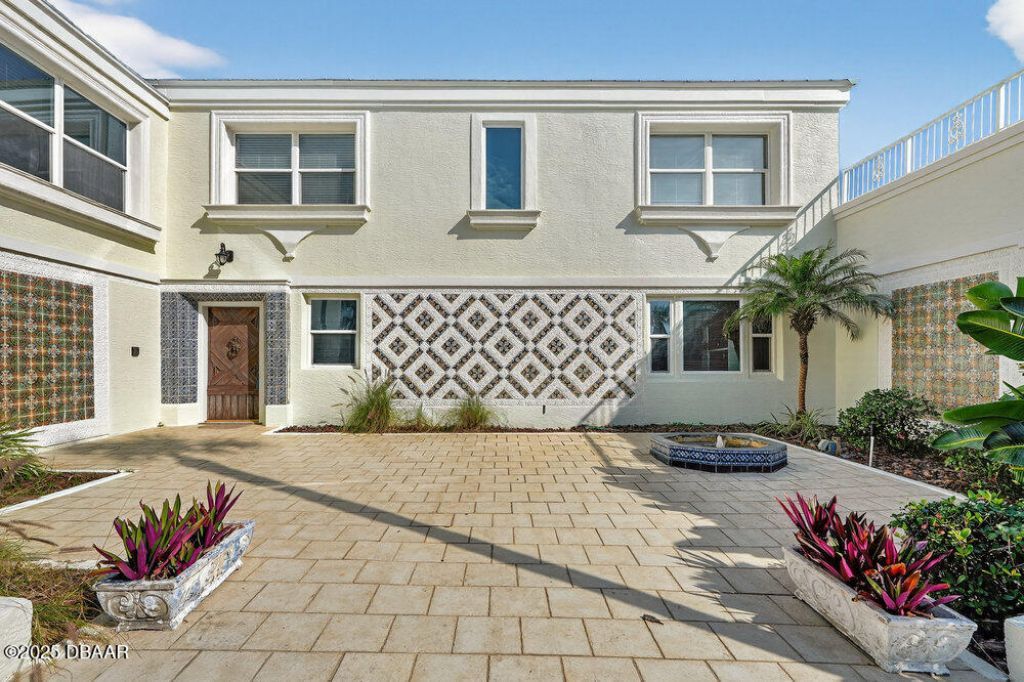 285 Ocean Shore Boulevard, Ormond Beach, FL 32176 Photo