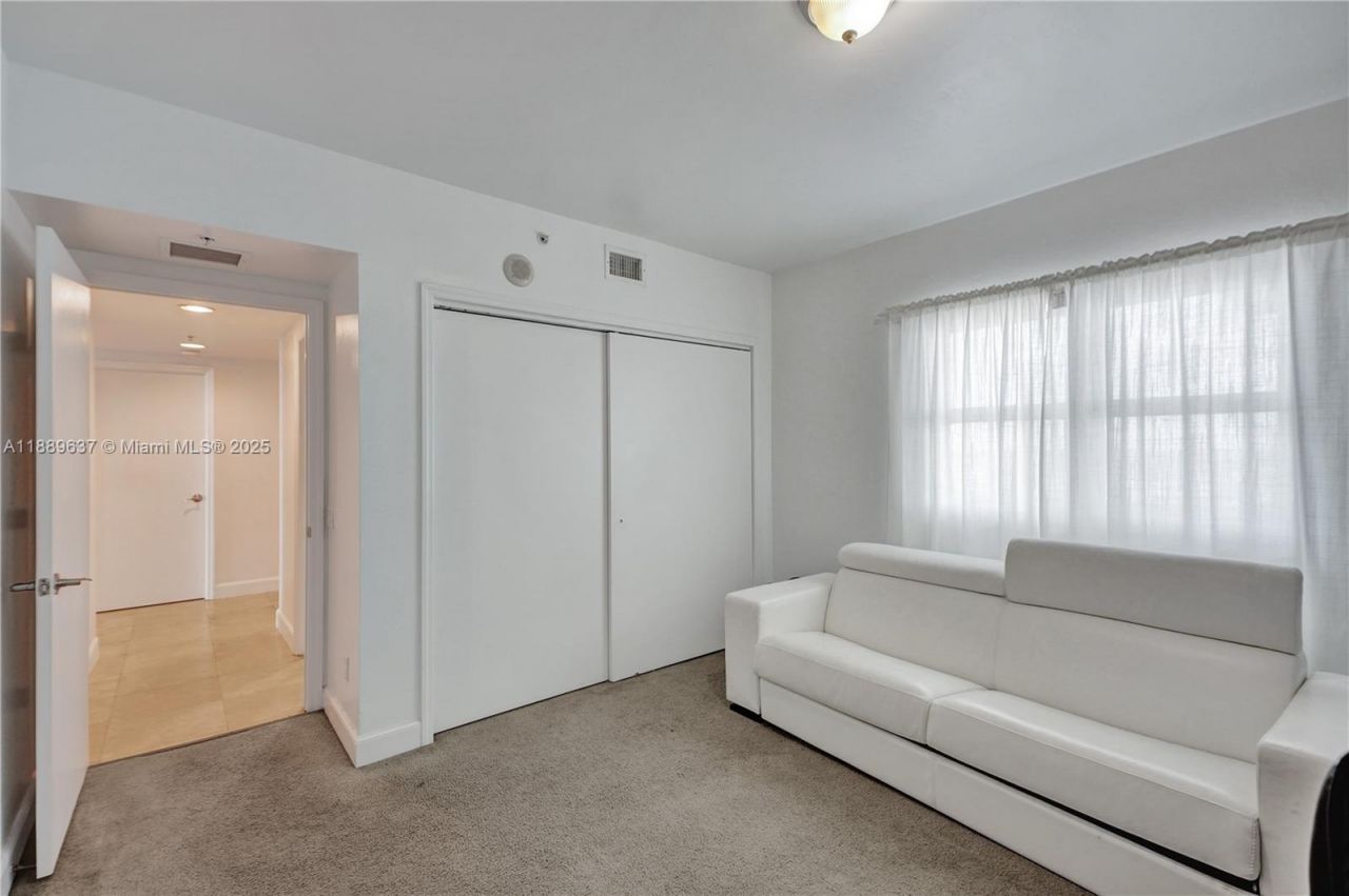 14951 Royal Oaks Ln, Unit 1704, North Miami, FL 33181 Photo