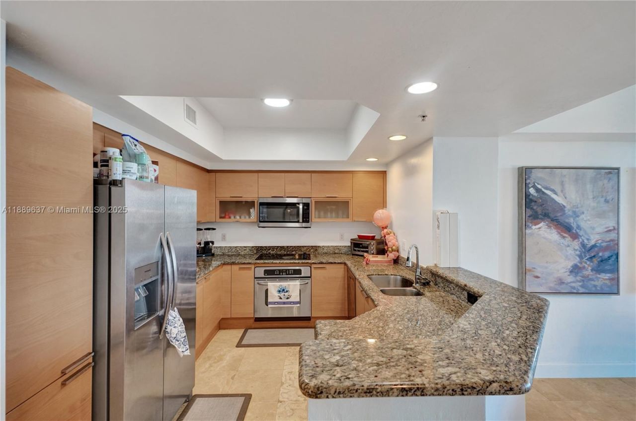 14951 Royal Oaks Ln, Unit 1704, North Miami, FL 33181 Photo