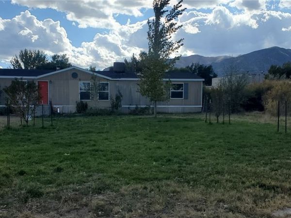 416 Jefferson Drive, Round Mountain, NV 89045