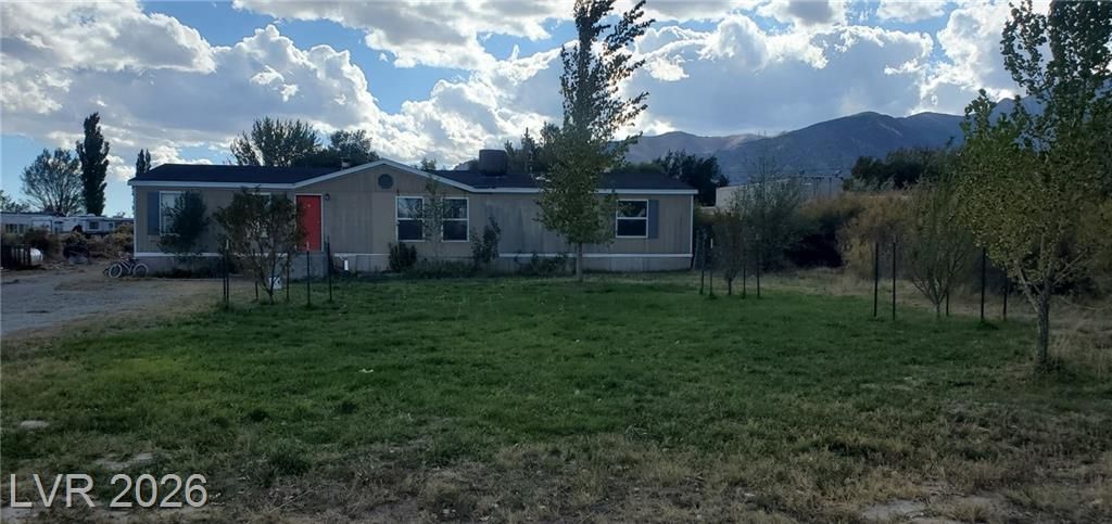 416 Jefferson Drive, Round Mountain, NV 89045