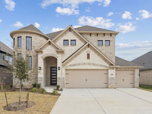 1090 Foxtail Drive, Justin, TX 76247