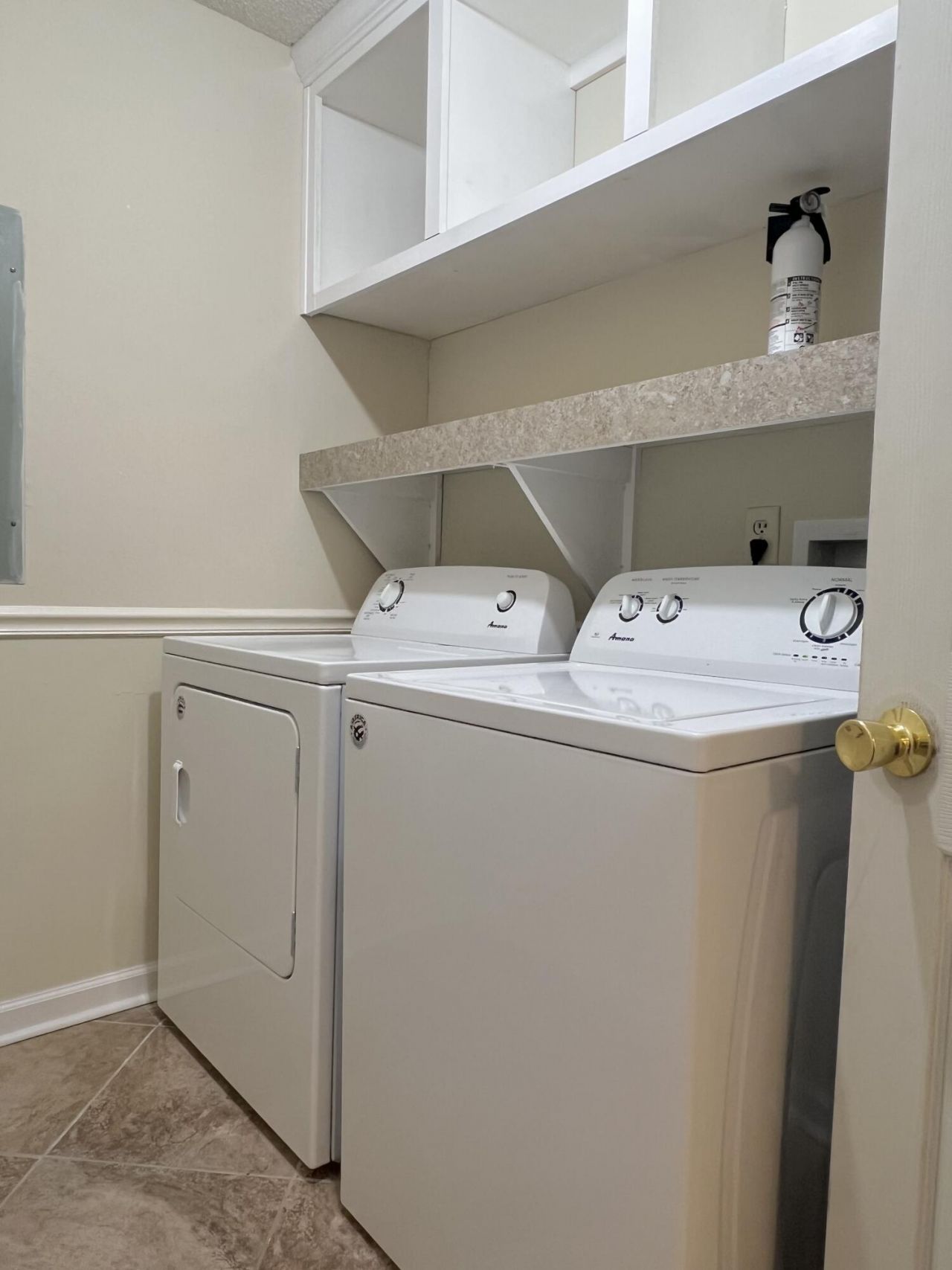 1910 Tropicana Road Photo 13